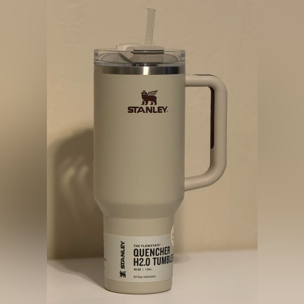 Stanley 40oz Stainless Steel Tumbler - Macadamia Tan